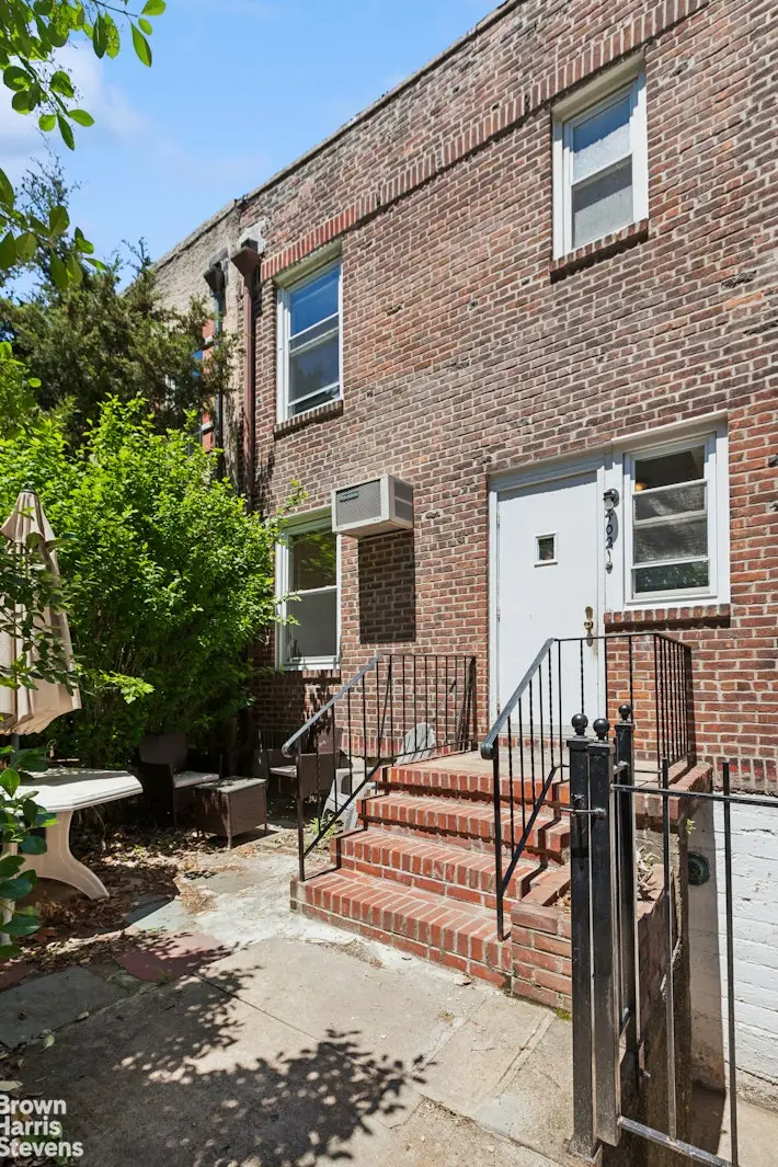 40-21 48th Street, Queens, NY 11104 - #2