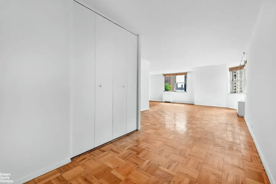 300 E 40th Street #6D, Manhattan, NY 10016 - #2