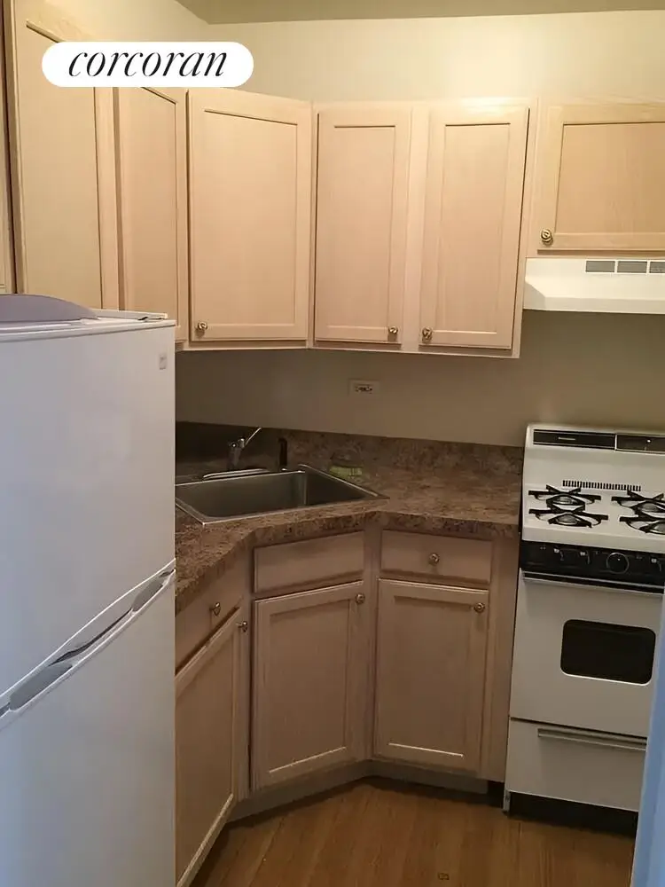 220 E 60th Street #4F, Manhattan, NY 10022 - #3