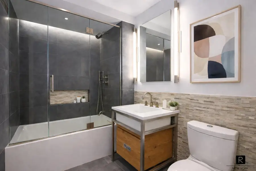 211 E 13th Street #6-D, Manhattan, NY 10003 - #3