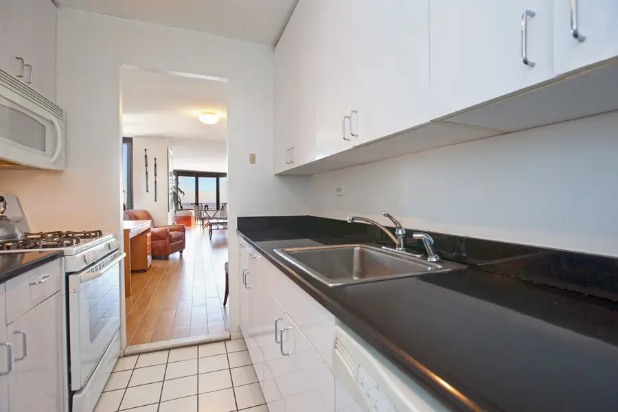 330 E 38th Street #56K, Manhattan, NY 10016 - #3