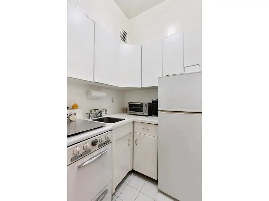 530 E 84th Street #5C, Manhattan, NY 10028 - #3
