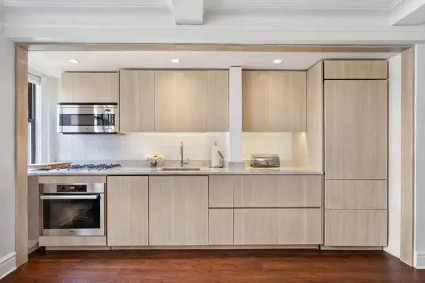 333 E 53rd Street #5B, Manhattan, NY 10022