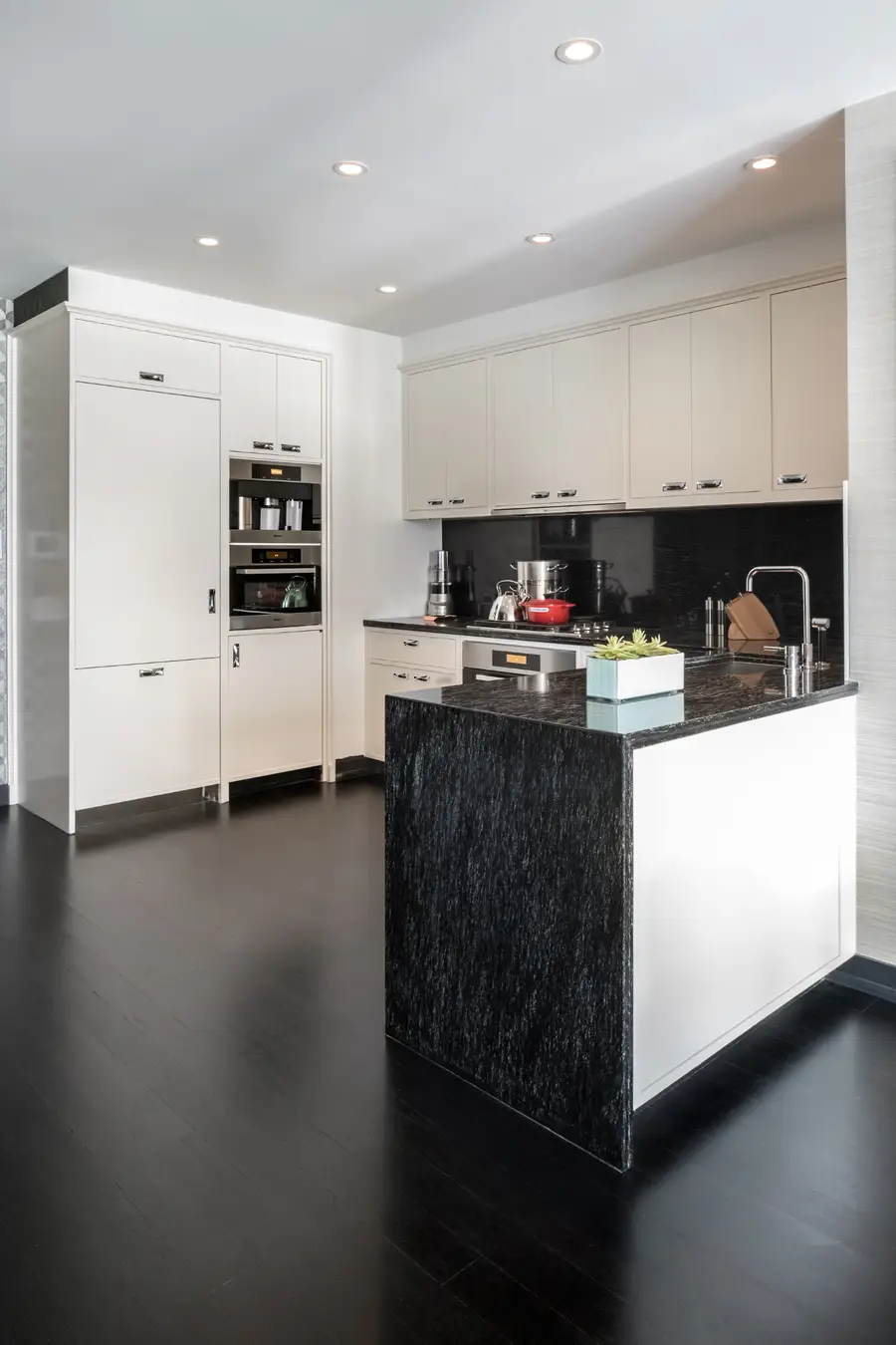 157 W 57th Street #32T, Manhattan, NY 10019 - #3