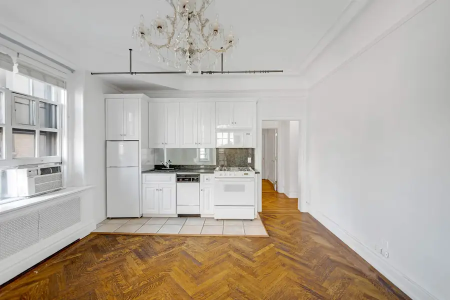 2109 Broadway #810, Manhattan, NY 10023 - #3