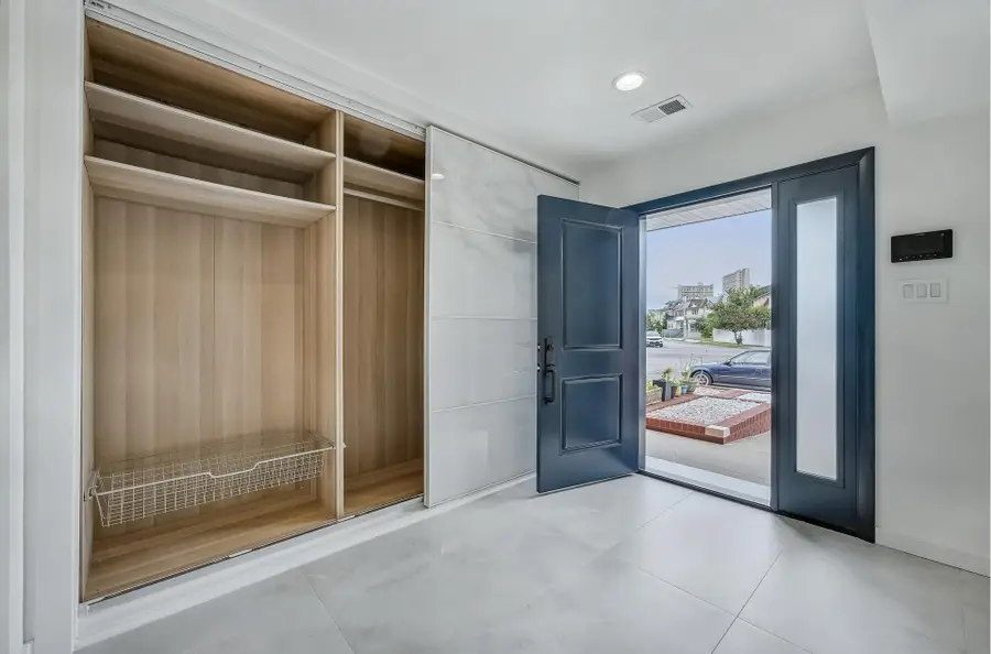 4330 Manhattan Avenue, Brooklyn, NY 11224 - #2