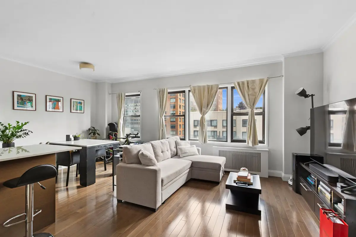 333 E 34th Street #PHD, Manhattan, NY 10016 - #1