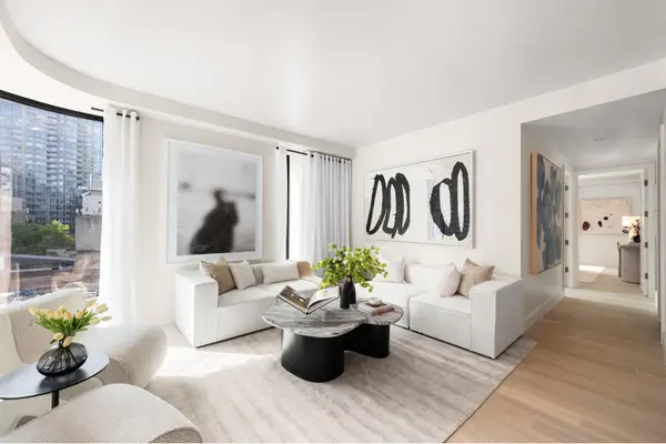 499 9th Avenue #8GN, Manhattan, NY 10018