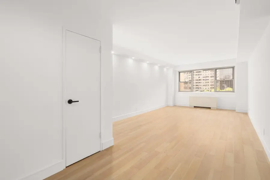 321 E 48th Street #11H, Manhattan, NY 10017 - #3