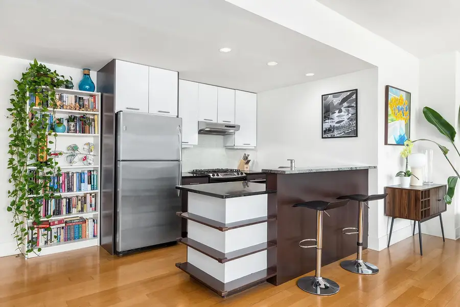 446 Kent Avenue #5E, Brooklyn, NY 11249 - #3