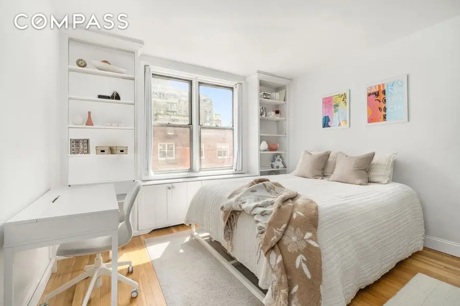 25 W 13th Street #6ON, Manhattan, NY 10011 - #3