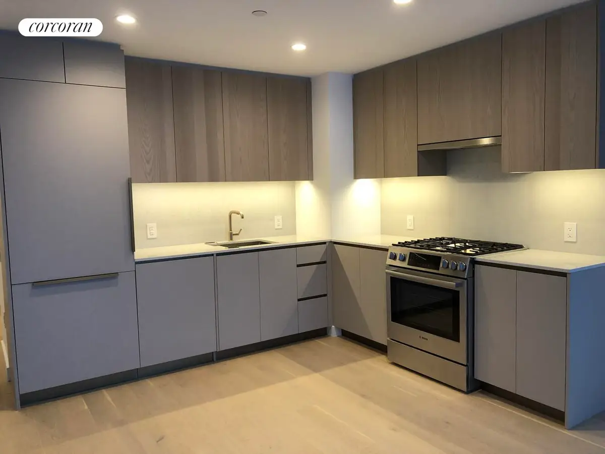 3 Court Square #704, Queens, NY 11101 - #1