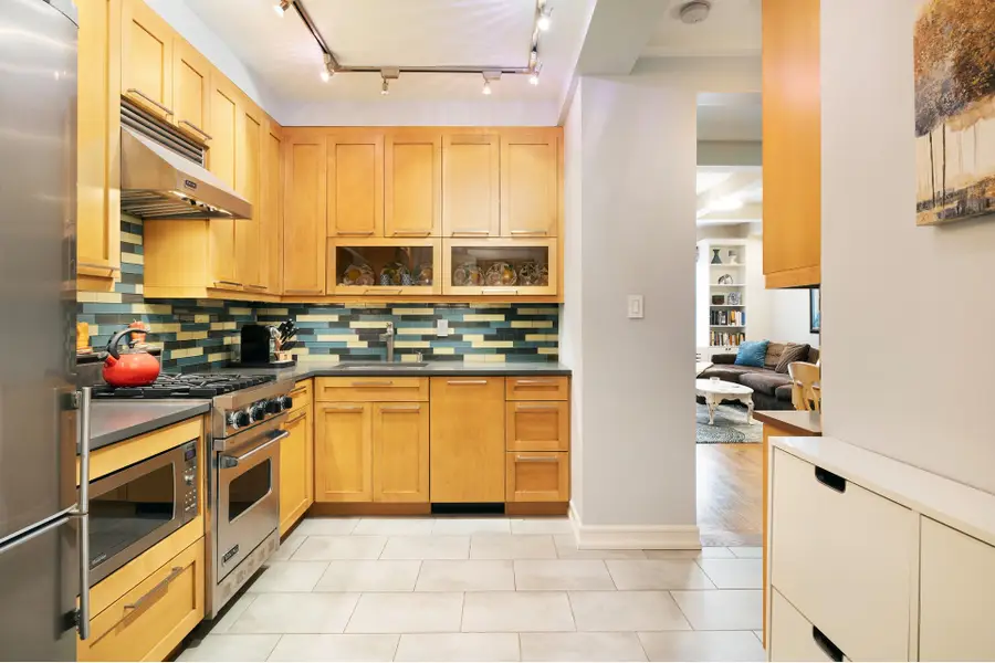 12 W 72nd Street #12E, Manhattan, NY 10023 - #3