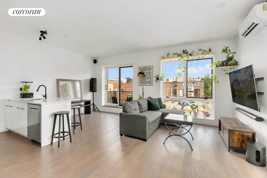 900 Knickerbocker Avenue #3B, Brooklyn, NY 11207 - #3