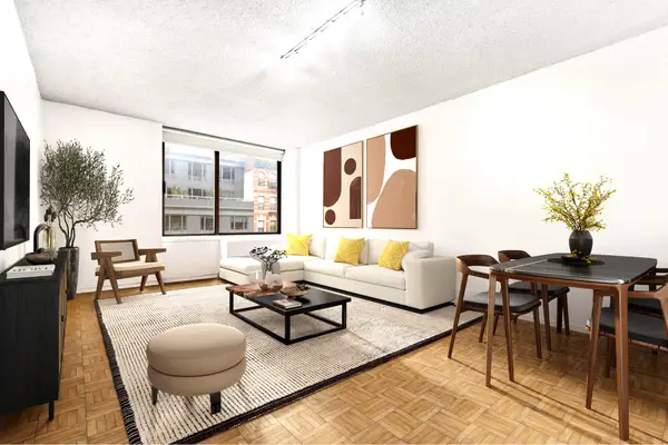 270 W 17th Street #5J, Manhattan, NY 10011