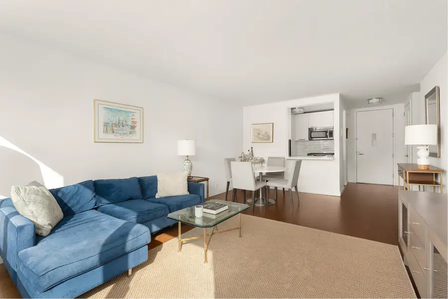 200 E 94th Street #812, Manhattan, NY 10128 - #3