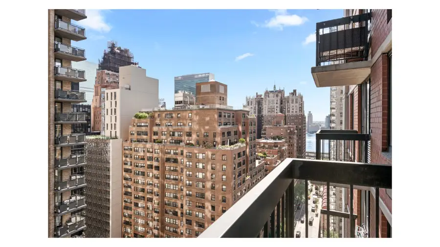 250 E 40th Street #21C, Manhattan, NY 10016 - #3