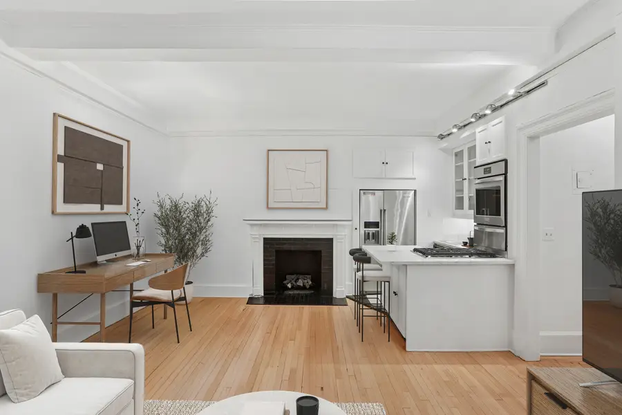 212 E 48th Street #2E, Manhattan, NY 10017 - #3