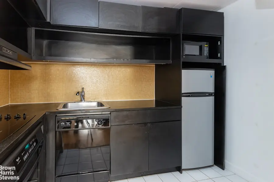 56 Pine Street #10G, Manhattan, NY 10005 - #3