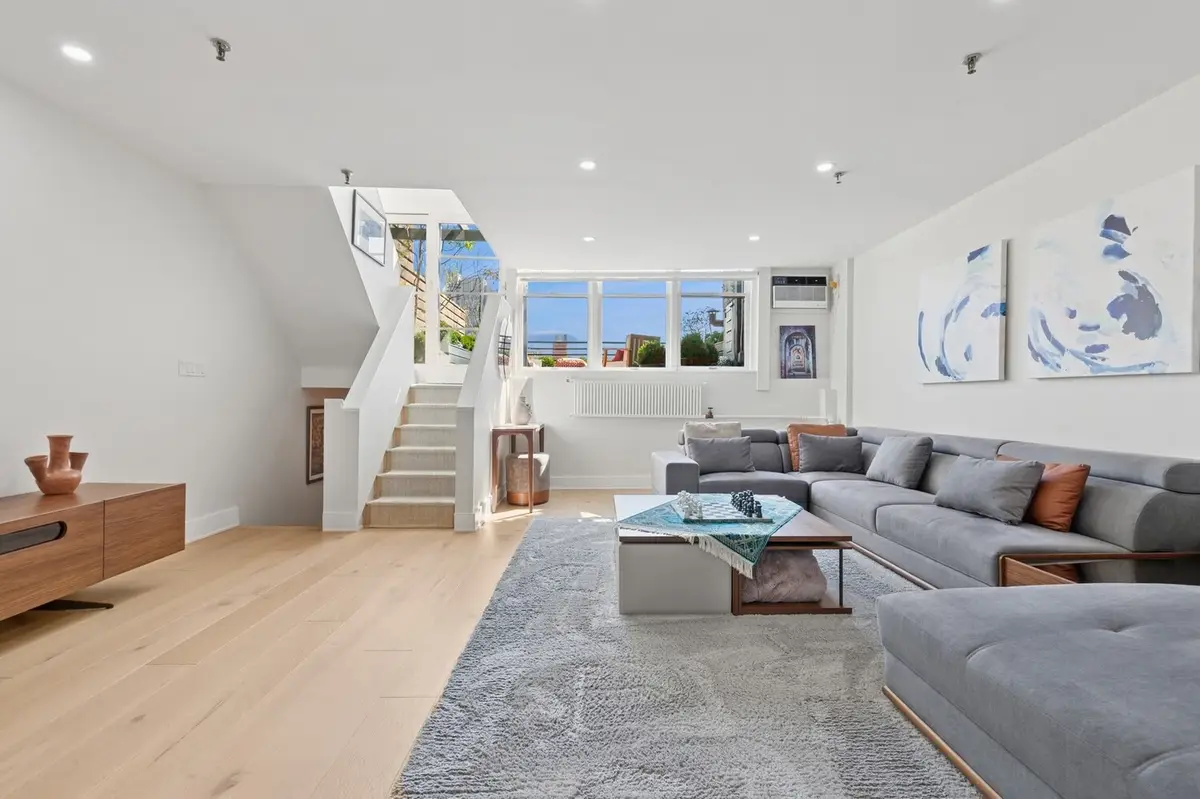 240 W 23rd Street #PHC, Manhattan, NY 10011 - #1