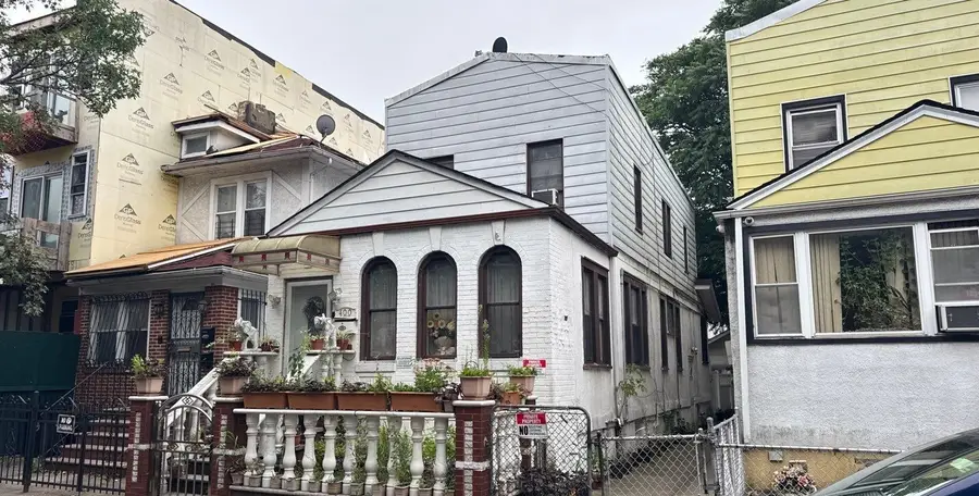 400 E 49th Street, Brooklyn, NY 11203 - #2