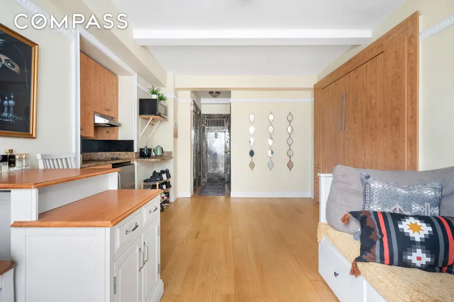 25 Tudor City Place #922, Manhattan, NY 10017 - #2