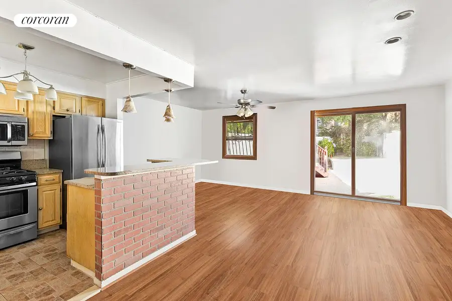 929 Gates Avenue, Brooklyn, NY 11221 - #2