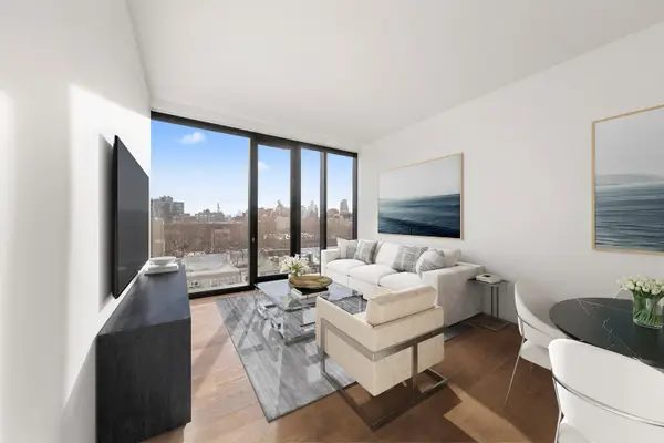 21-30 44th Drive #6I, Queens, NY 11101