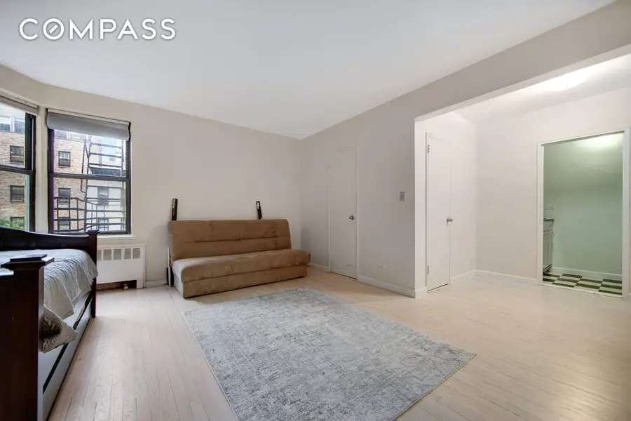 330 E 70th Street #4G, Manhattan, NY 10021 - #3