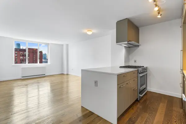 225 Rector Place #12R, Manhattan, NY 10280