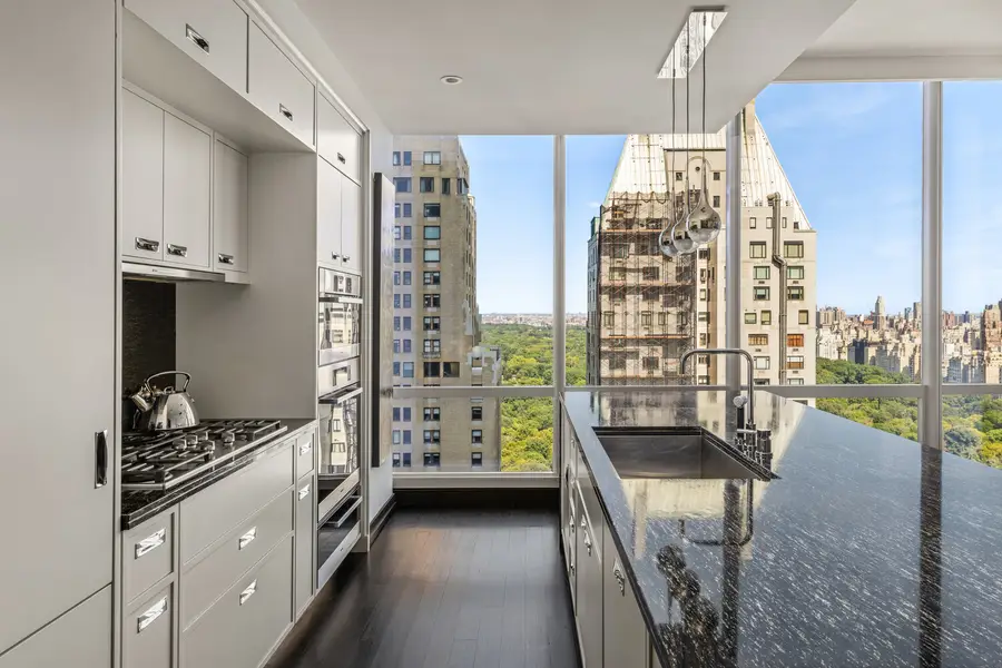 157 W 57th Street #36F, Manhattan, NY 10019 - #3