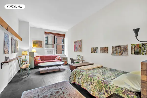 23 Waverly Place #4W, Manhattan, NY 10003