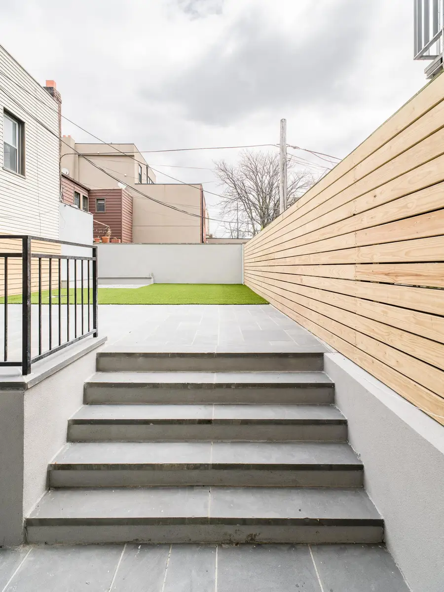 636 Lorimer Street #1, Brooklyn, NY 11211 - #2