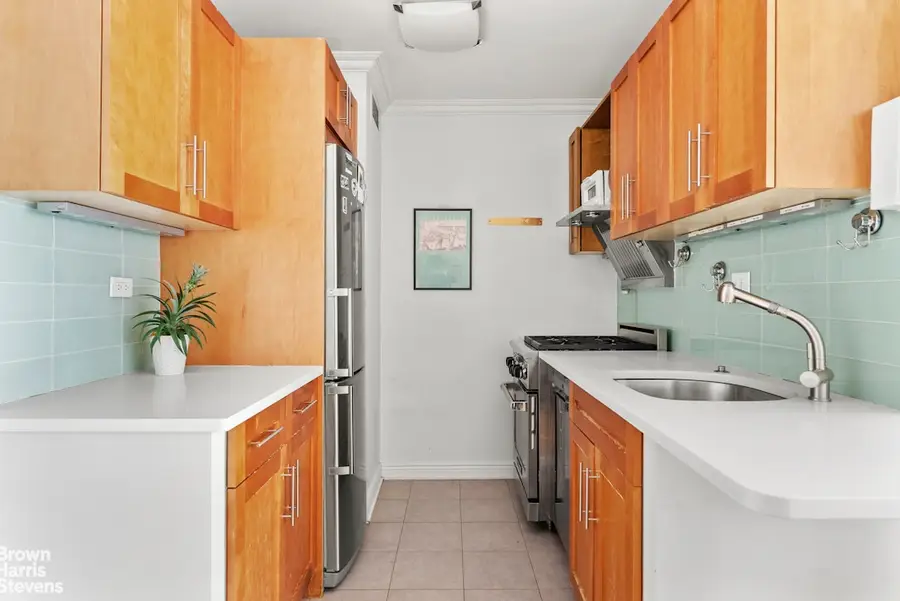 201 E 17th Street #8F, Manhattan, NY 10003 - #3