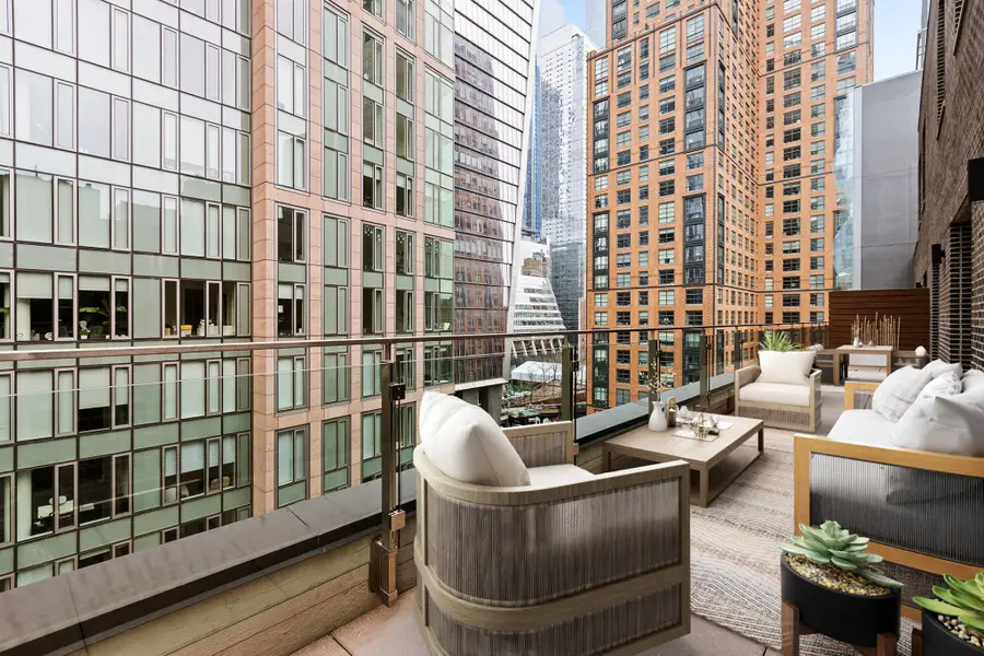 517 W 29th Street #PHD, Manhattan, NY 10001 - #2