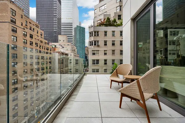 126 E 57th Street #1502, Manhattan, NY 10022