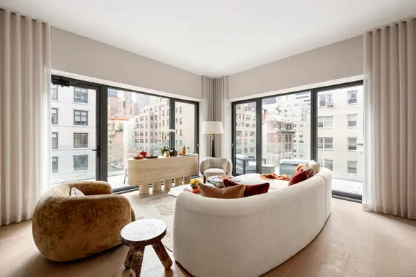 126 E 57th Street #1401, Manhattan, NY 10022