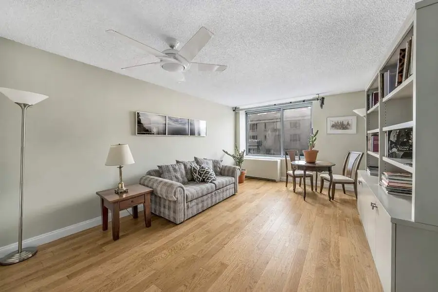 270 W 17th Street #6I, Manhattan, NY 10011 - #2