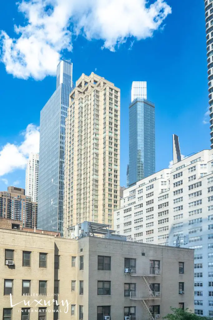 310 W 52nd Street #5J, Manhattan, NY 10019 - #3