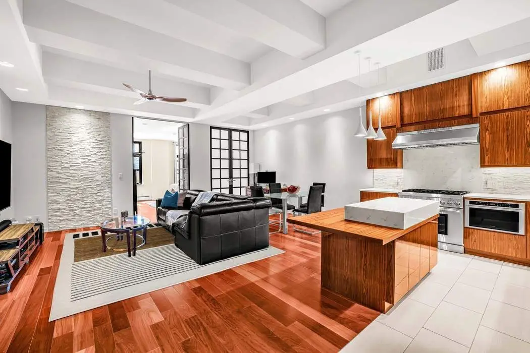 529 W 42nd Street #5R, Manhattan, NY 10036 - #1