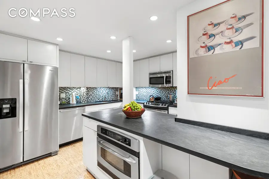 301 E 22nd Street #3PR, Manhattan, NY 10010 - #2