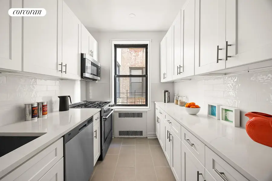 657 E 26th Street #2T, Brooklyn, NY 11210 - #3