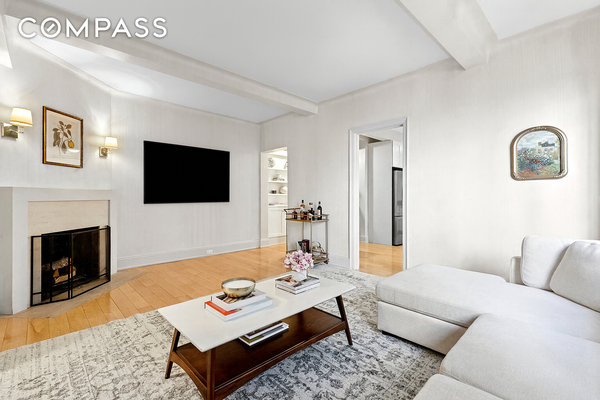 235 E 22nd Street #7T, Manhattan, NY 10010