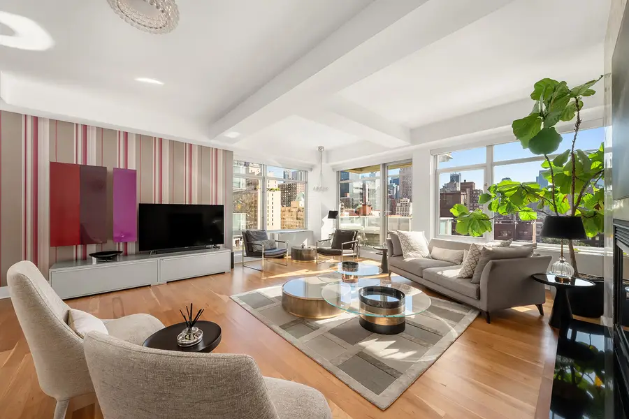 426 W 58th Street #PH3, Manhattan, NY 10019 - #3