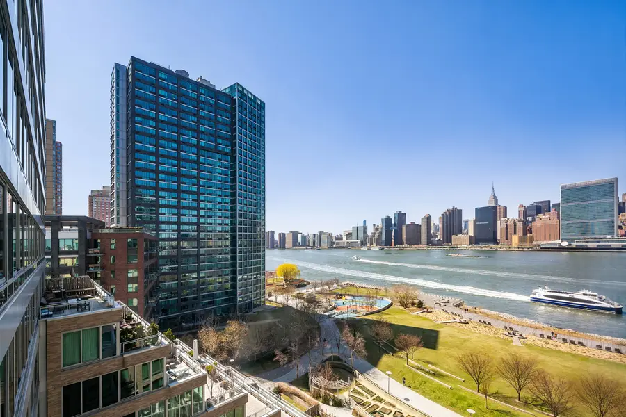 46-30 Center Boulevard #908, Queens, NY 11109 - #3