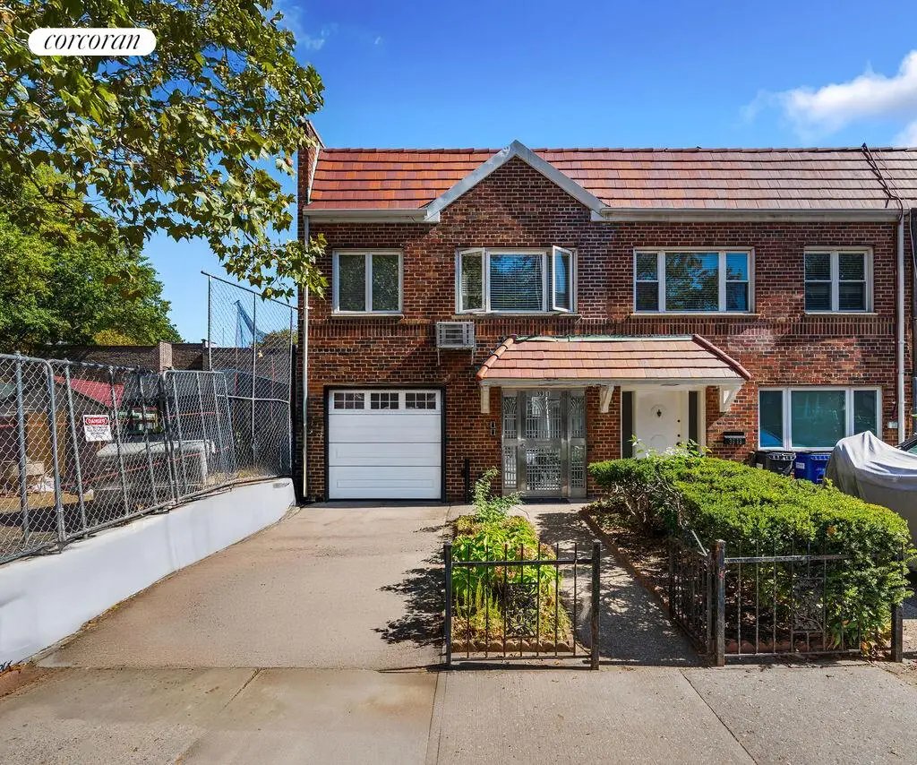 39-11 50th Street, Queens, NY 11377 - #1