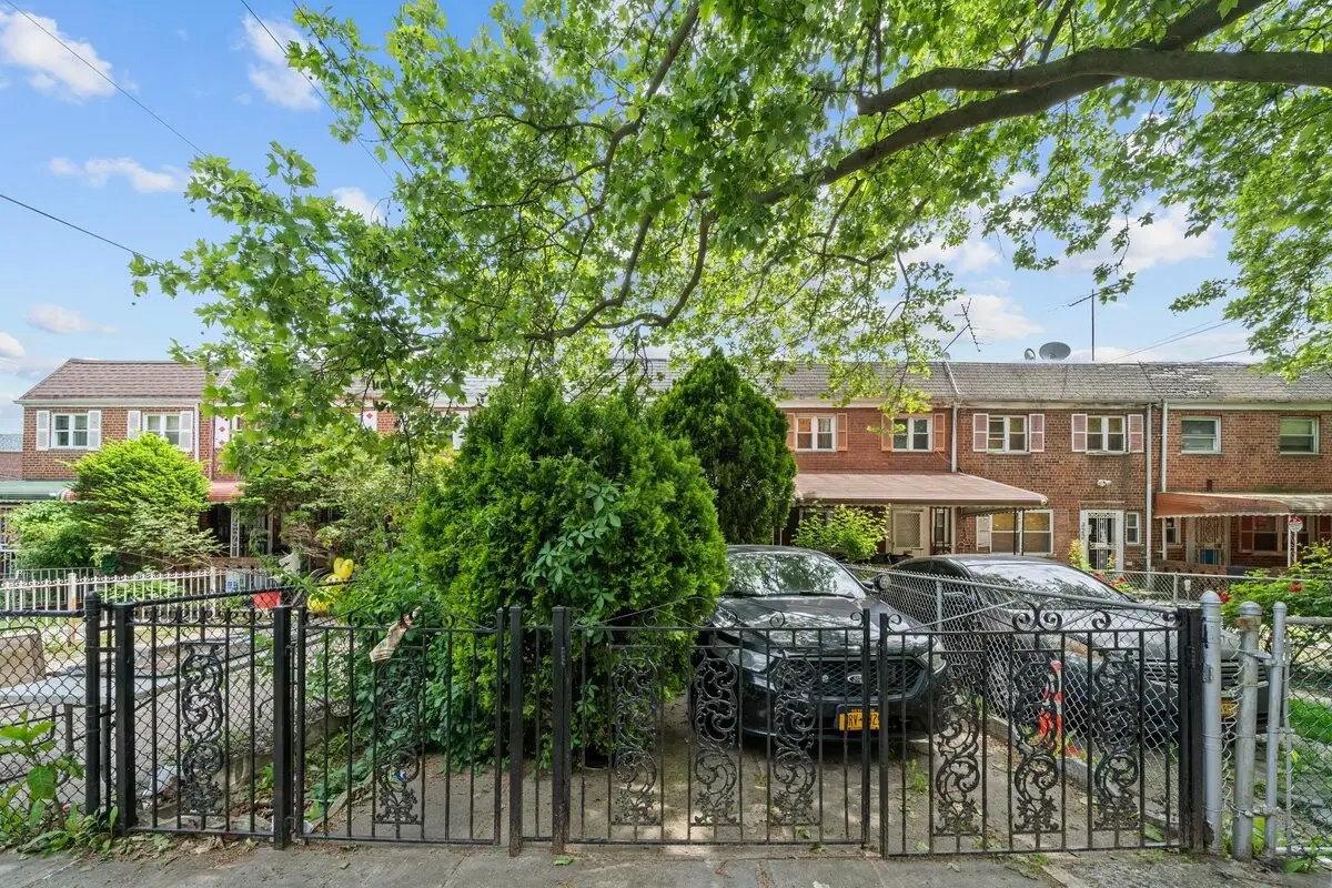 328 Wortman Avenue #HSE, Brooklyn, NY 11207 - #1