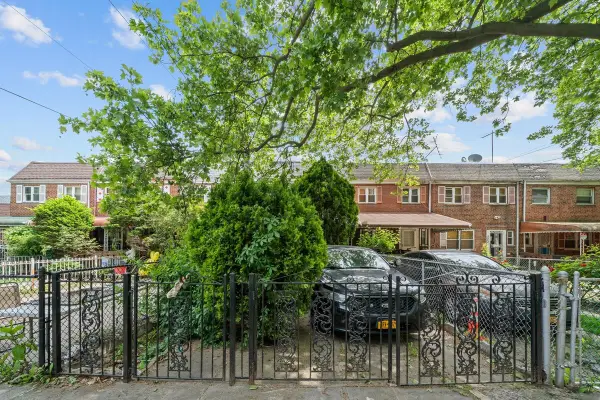 328 Wortman Avenue #HSE, Brooklyn, NY 11207