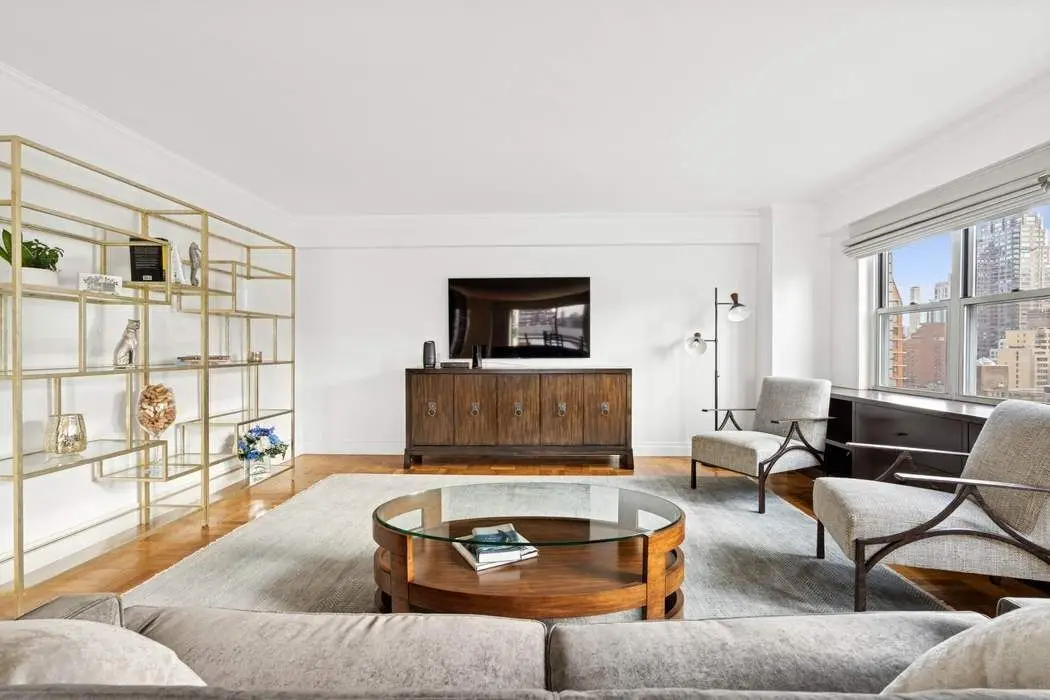 301 E 75th Street #19B, Manhattan, NY 10021 - #1