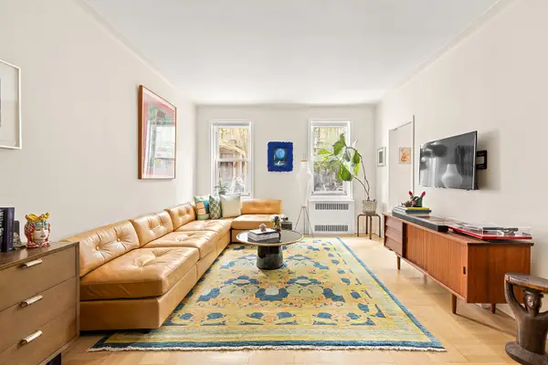 25 Plaza Street W #1J, Brooklyn, NY 11217